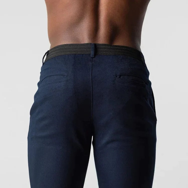 Essentiële Performance Chino (1 + 1 GRATIS)