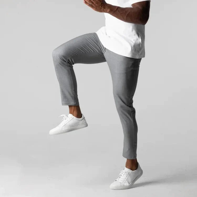 Essentiële Performance Chino (1 + 1 GRATIS)